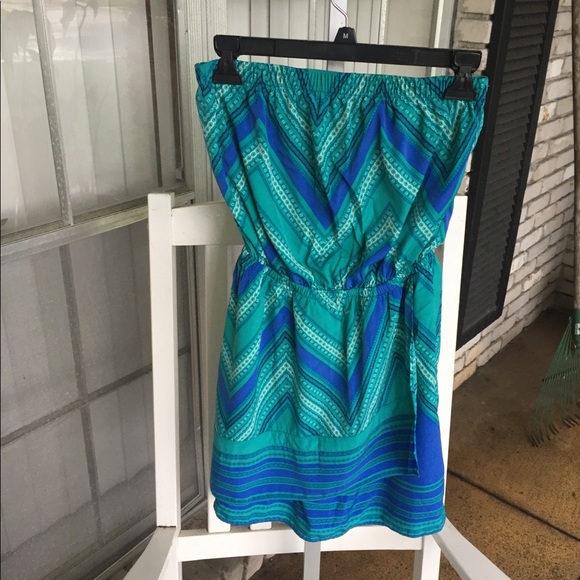 Express strapless dress with elastic waist - Picture 1 of 4